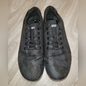 Nobull shoes men size 10.5